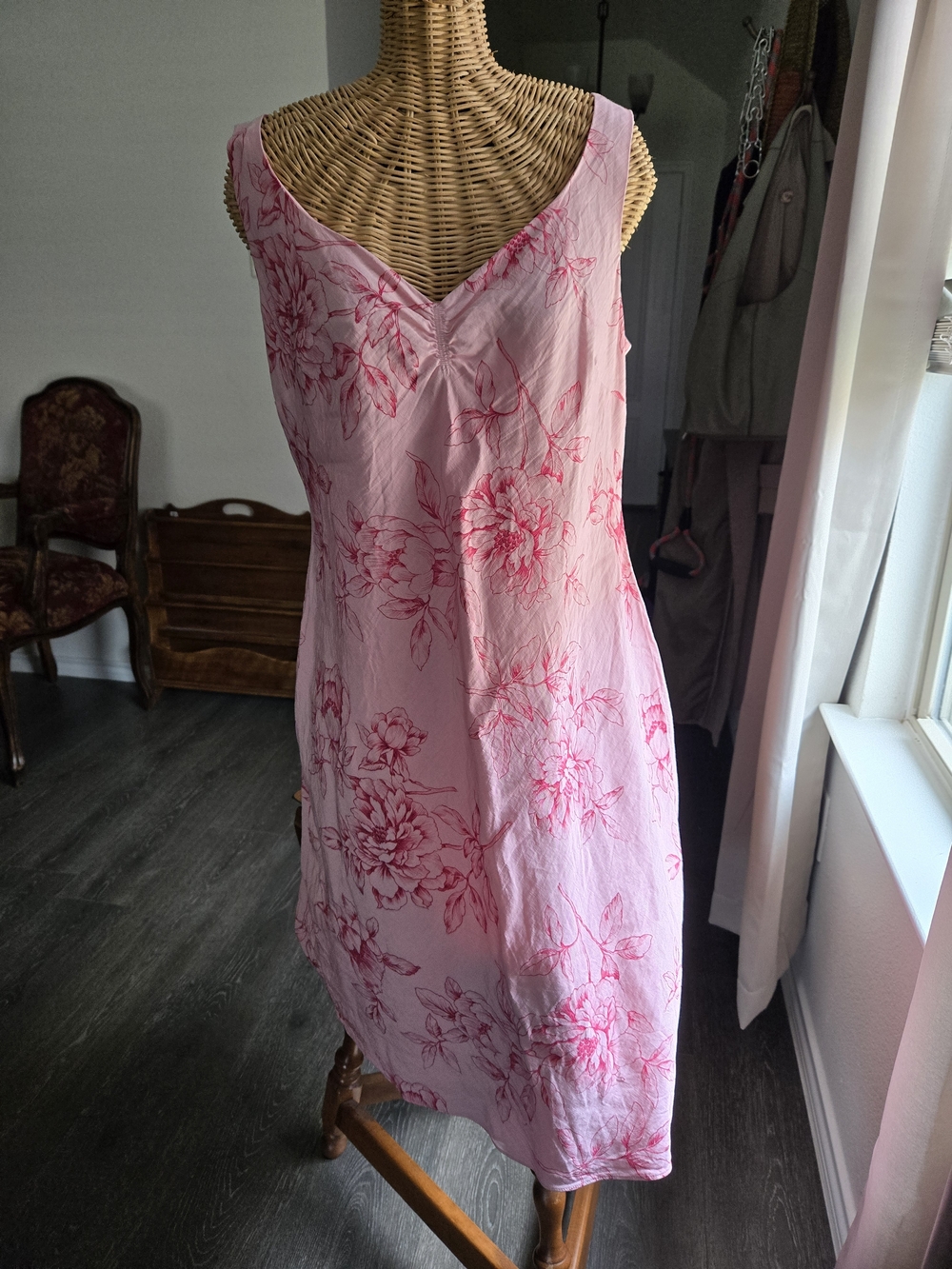 Loft Women’s Pink Floral Slip Dress